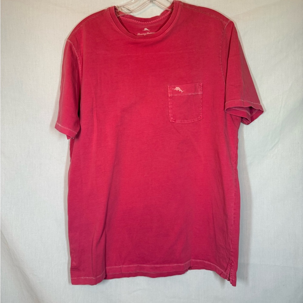 Tommy Bahama Men’s pink Short Sleeve Tee size M